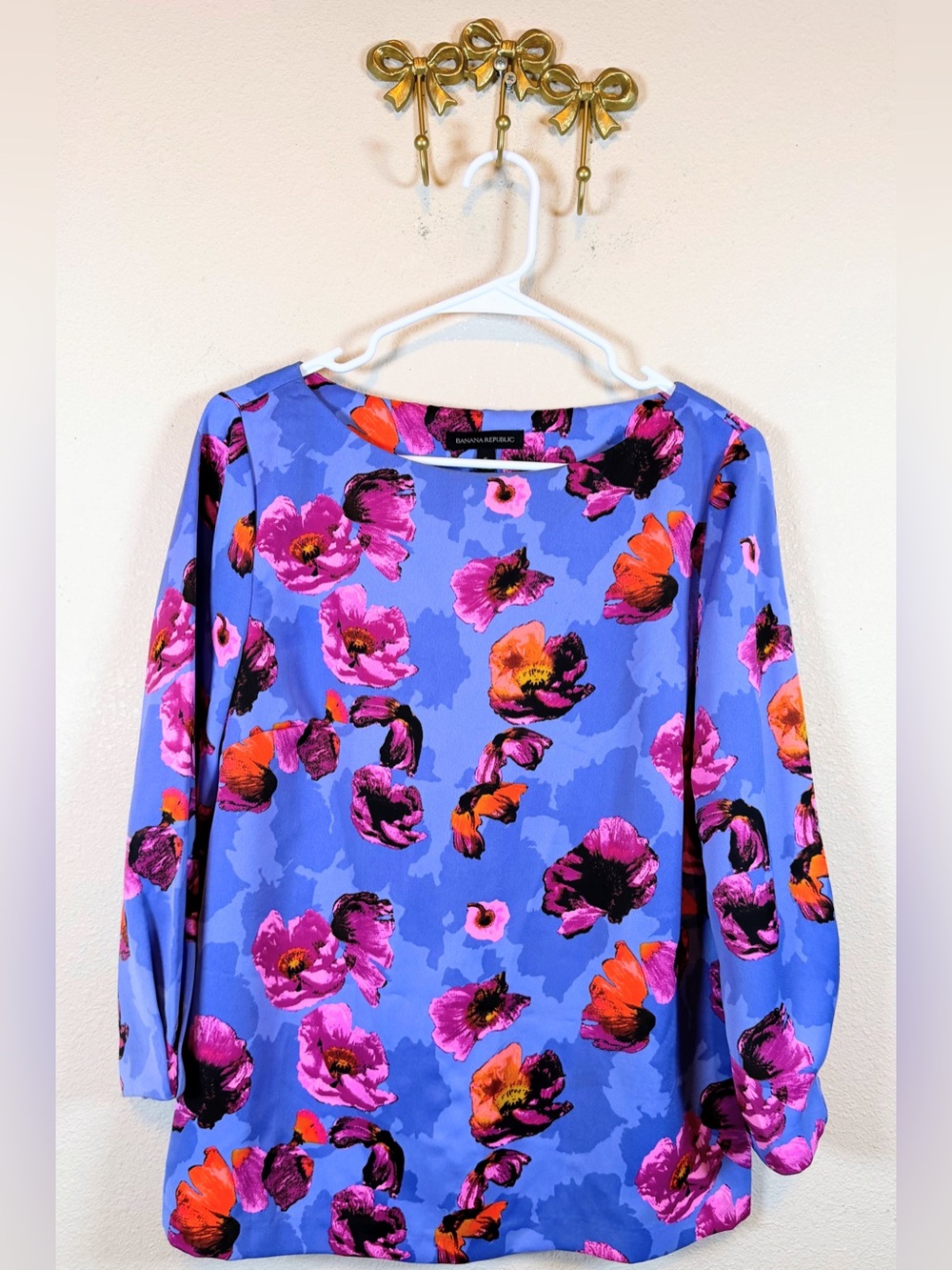 Banana Republic Lavender Top w/Floral Boatneck 3/4 Sleeve Blouse. Size S
